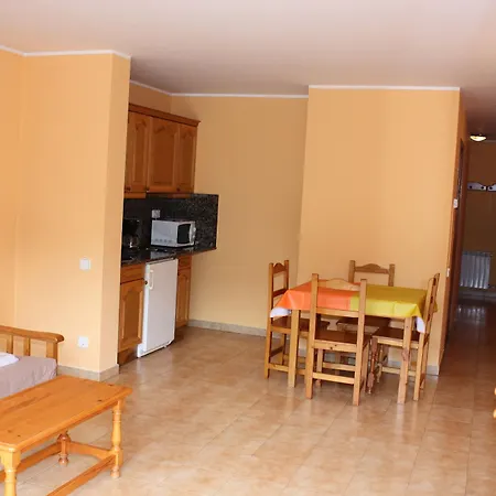 Apartment Solana De